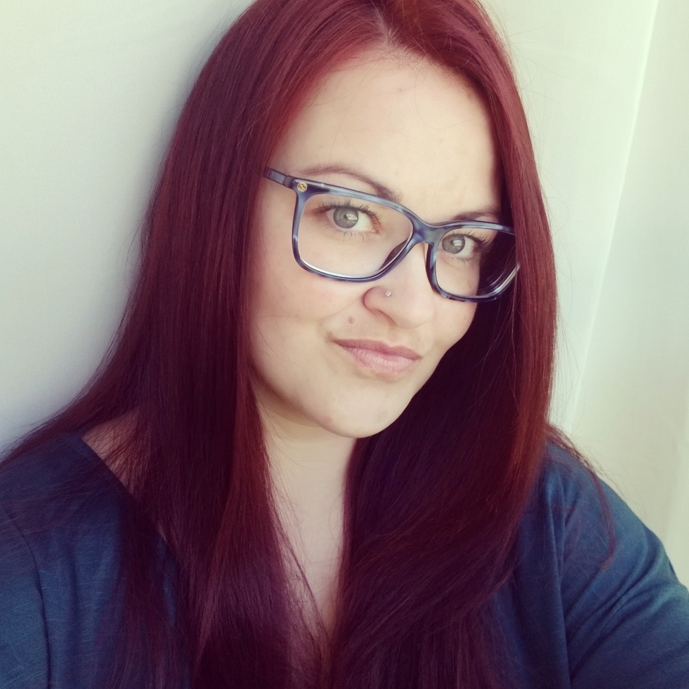 Meet your Posher, April